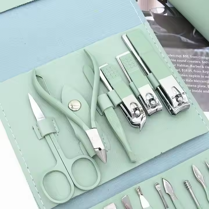 16-piece nail clipper set stainless steel nail clippers set with folding bag manicure knife set scissors beauty tools——Available in a variety of colors