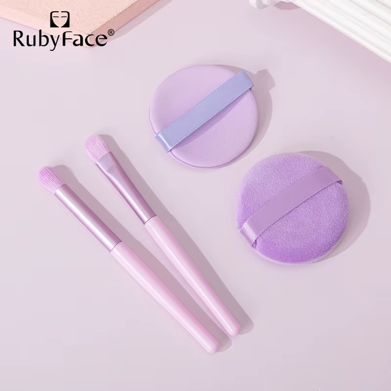 4-piece makeup sponge, sponge and brush set