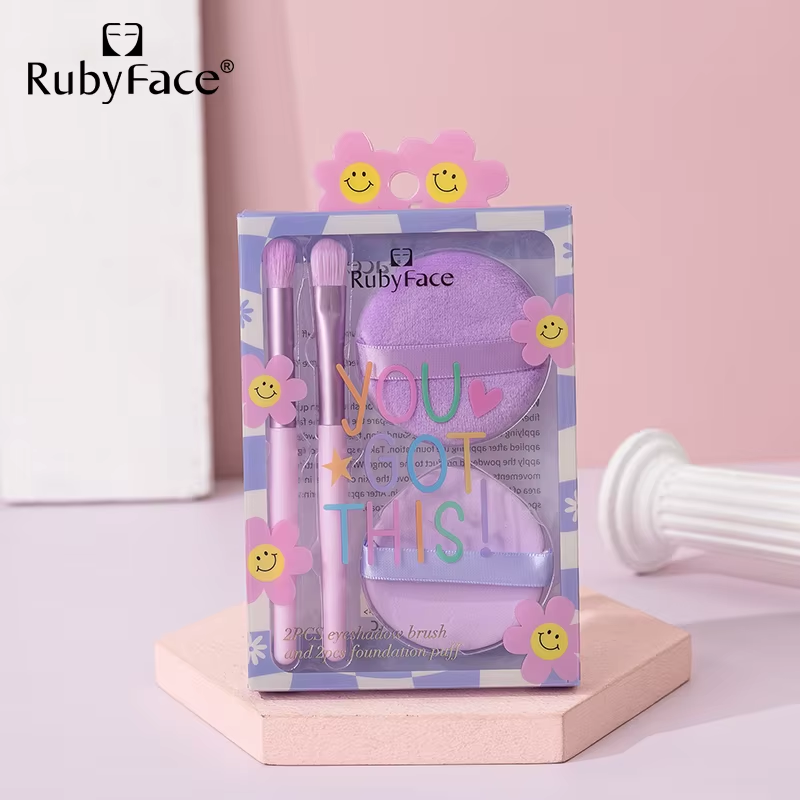 4-piece makeup sponge, sponge and brush set