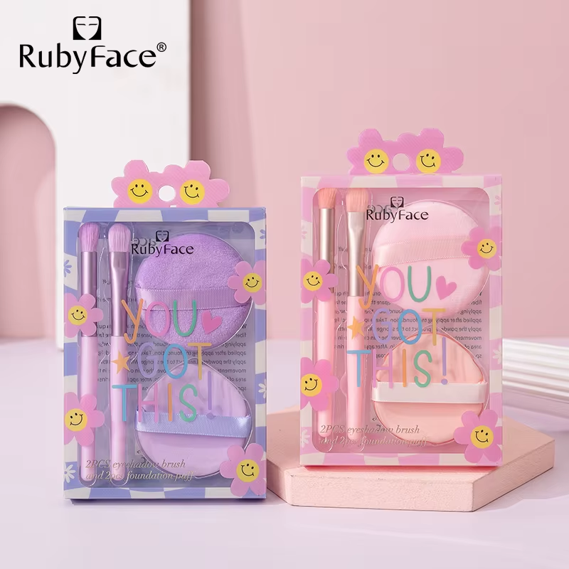 4-piece makeup sponge, sponge and brush set