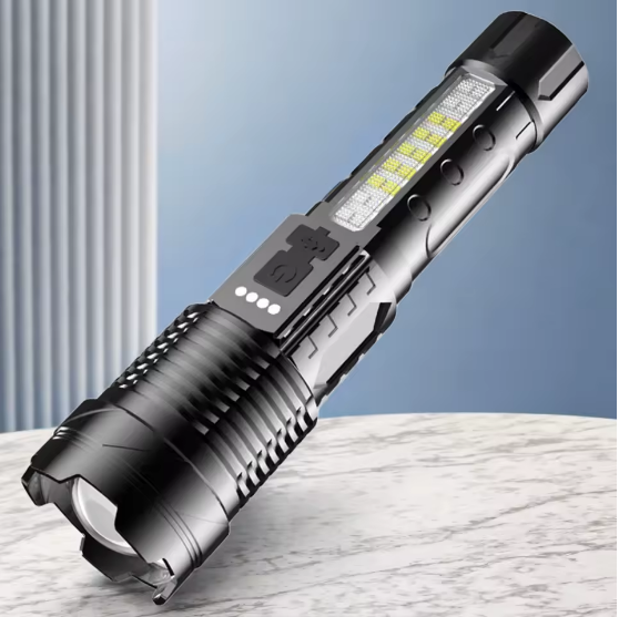 Light Yellow Light Telescopic Zoom Strong Light Flashlight