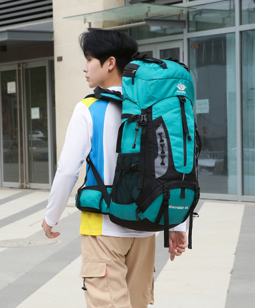 60L Large Capacity Outdoor traveling Backpack