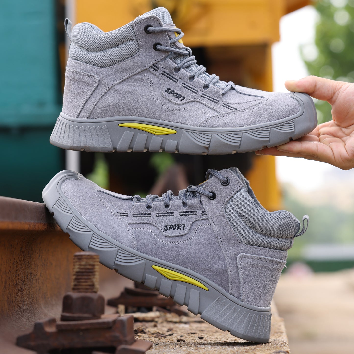 GUYISA Men's steel toe work shoes, anti-smash comfortable high-top wear-resistant safety shoes