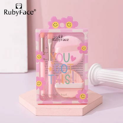 4-piece makeup sponge, sponge and brush set