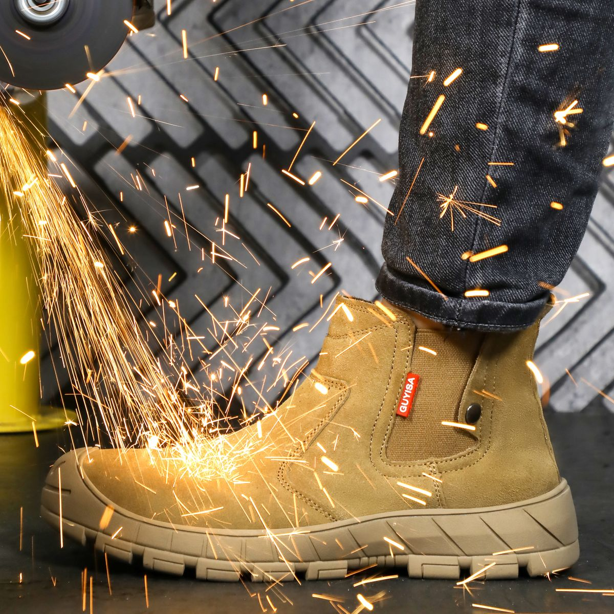 GUYISA safety shoes and boots are anti-smash, anti-puncture, durable and fashionable