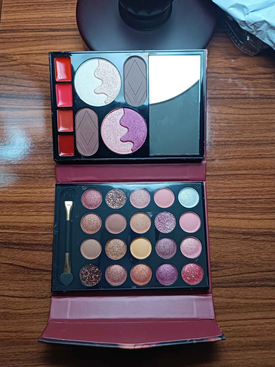 Tutu Time blush, lipstick, eyeshadow and other charming makeup palettes